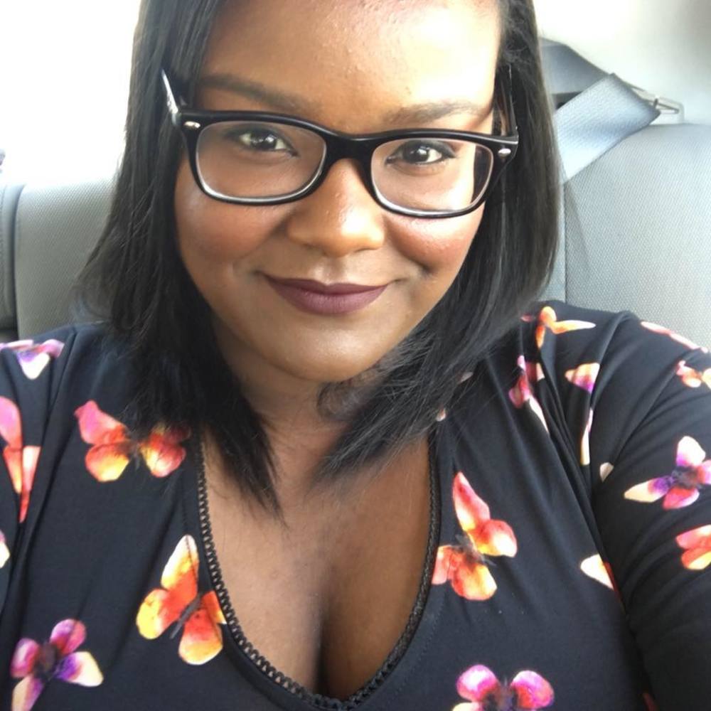 Meet your Posher, Kayla